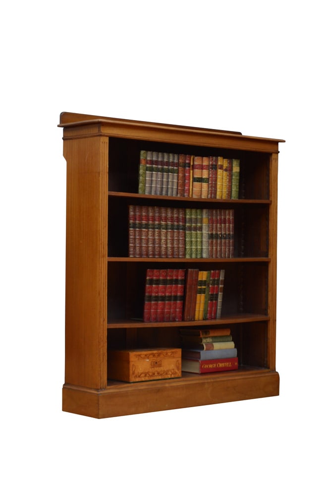 Edwardian Walnut Open Bookcase, 1900 - 3