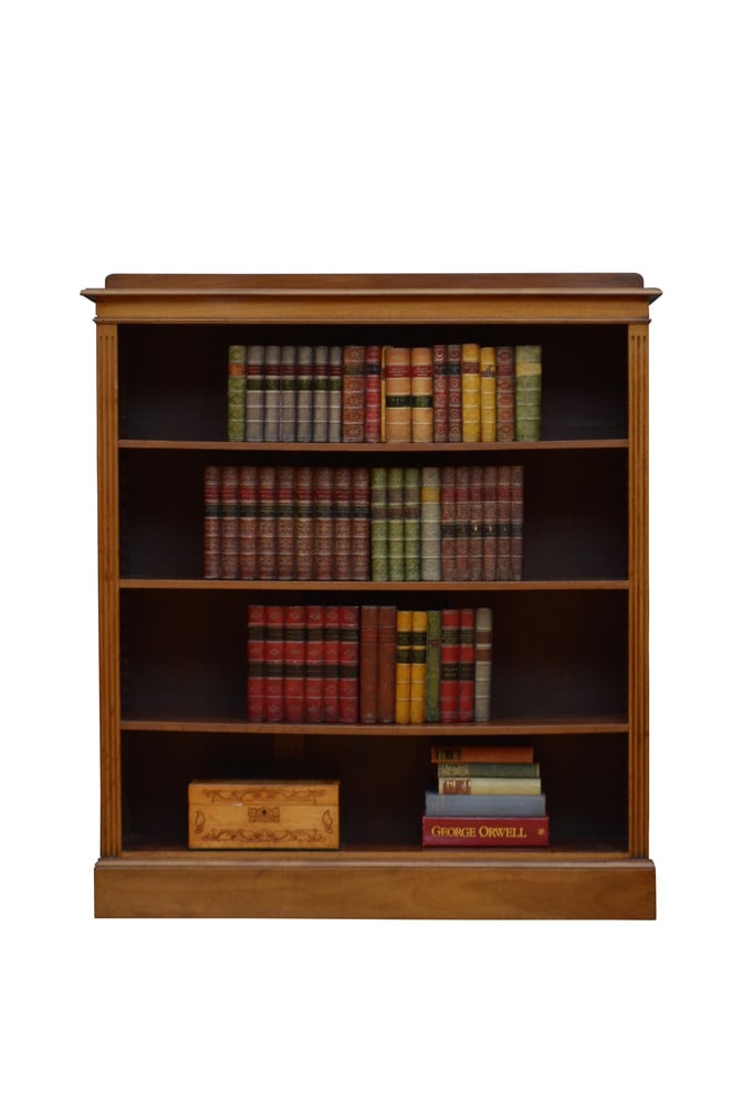 Edwardian Walnut Open Bookcase, 1900 - 4