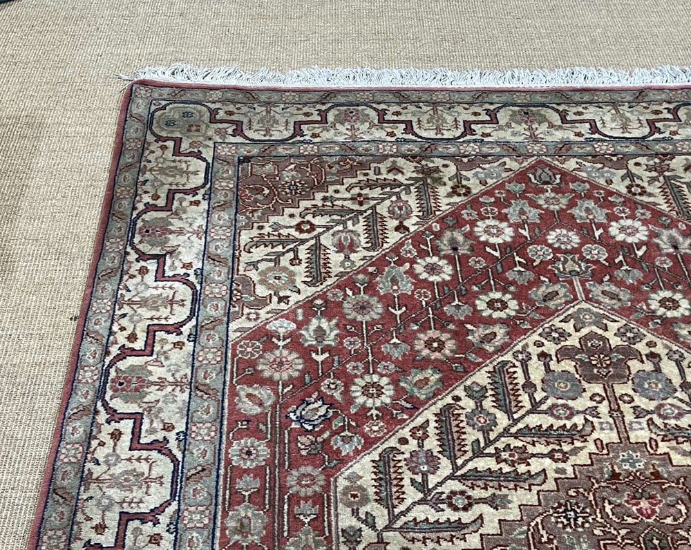 Vintage Middle-Eastern Wool Rug - 12