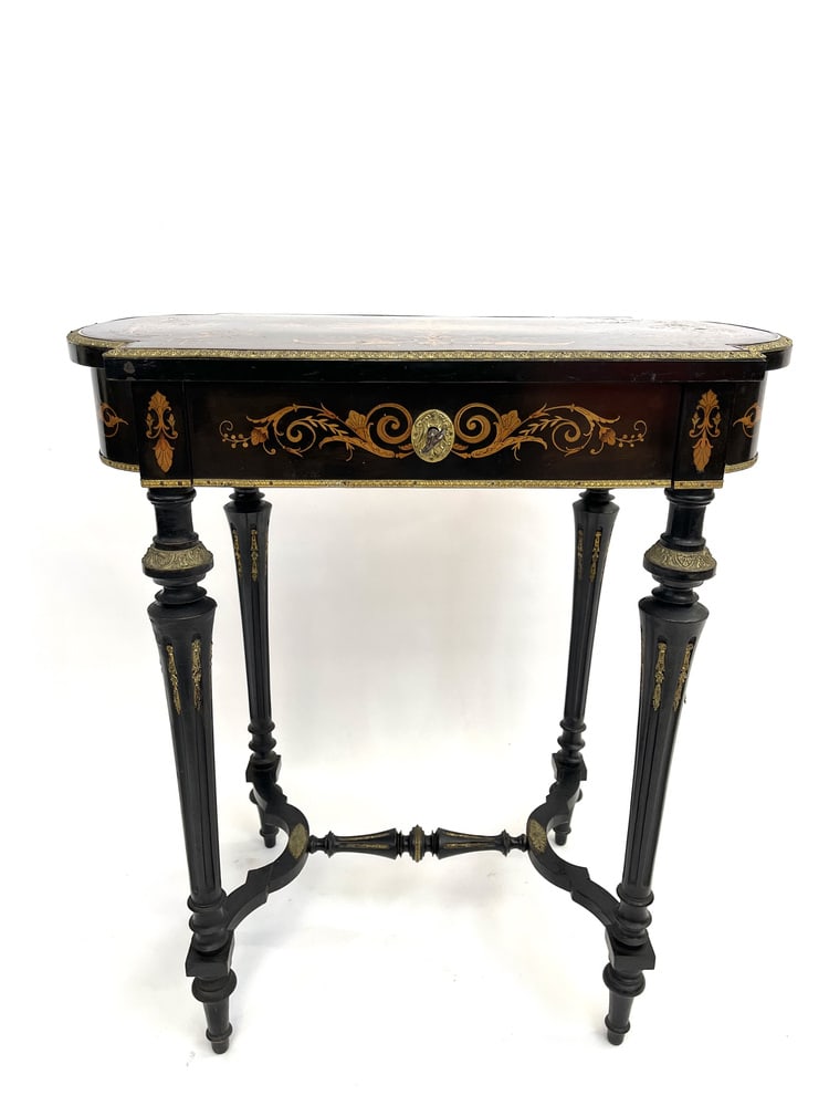 Napoleon III Table with Marquetry Decoration - 9