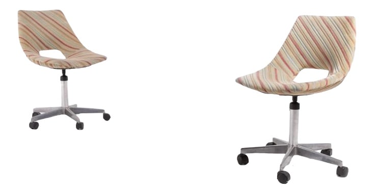 Desk Chairs by Bozzi for Saporiti, 1970s, Set of 2: Pair of swivel desk chairs designed by Augusto Bozzi for Saporiti with five star leg, multicolour fabric seat upholstery. Condition good, signs of wear. Production Period: 1970 to 1979 Additional