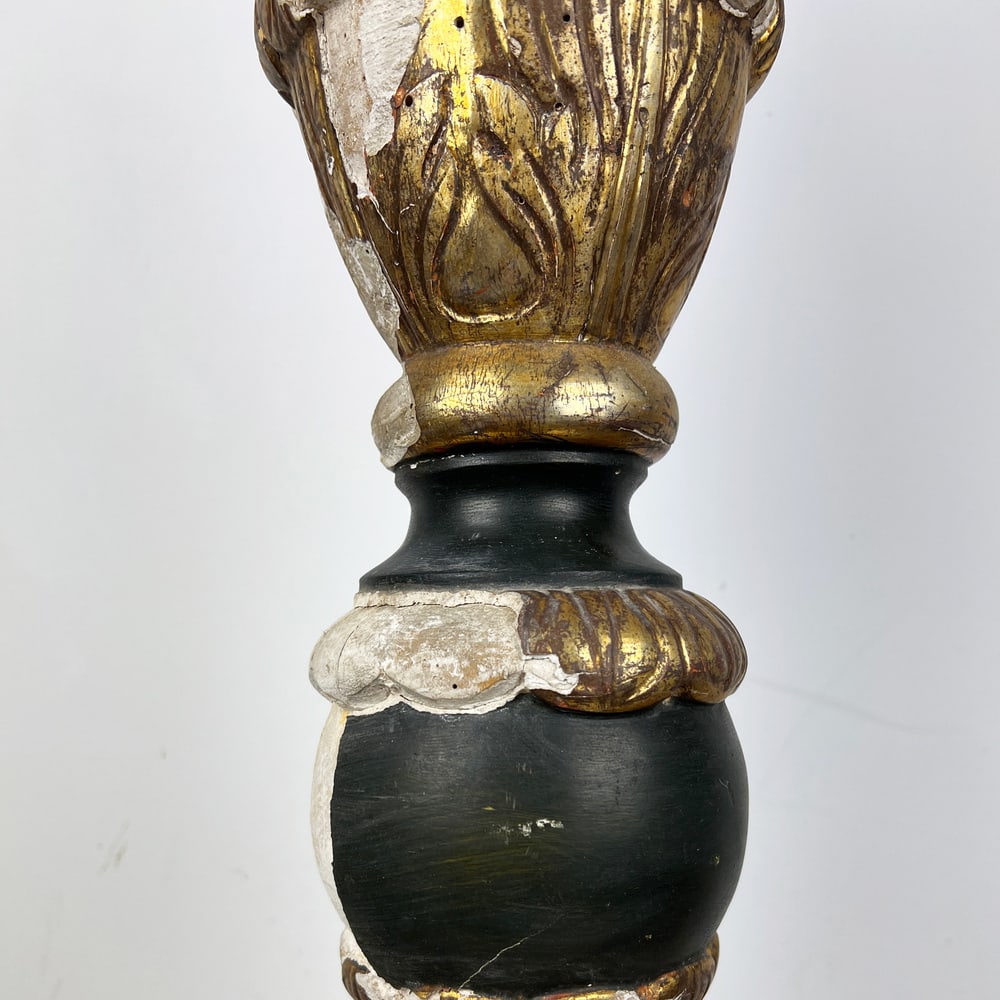 Large Salvaged Gilt Wood Fragment, 1700s - 10