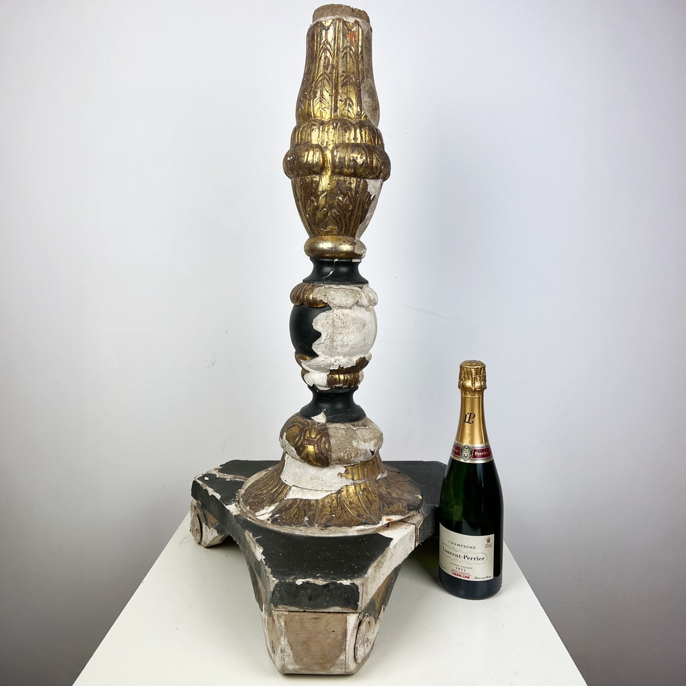 Large Salvaged Gilt Wood Fragment, 1700s - 19