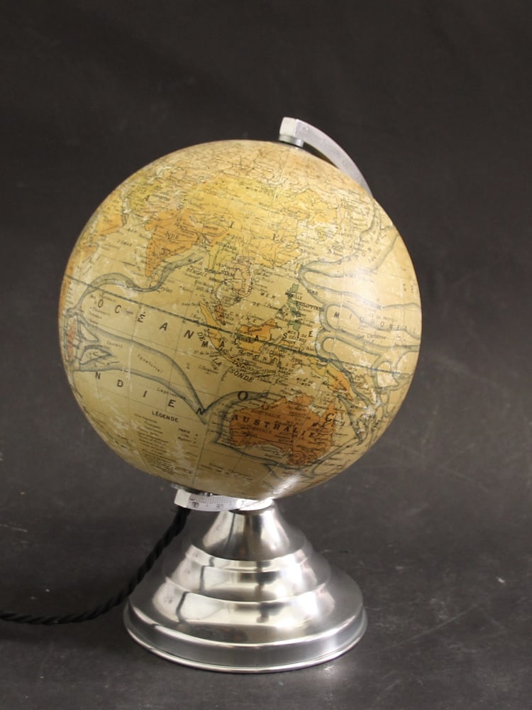 French Illuminated Globe, 1940s - 14