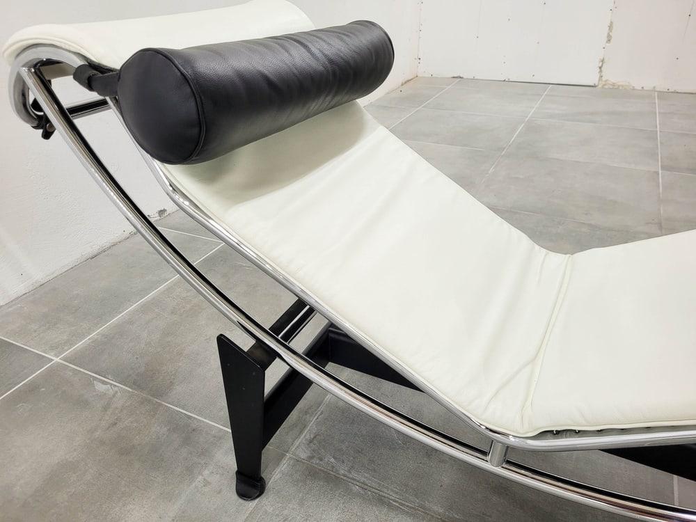 LC-4 Lounge Chair by Le Corbusier for Cassina - 16