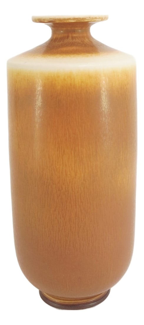 Vase by Berndt Friberg for Gustavsberg, 1975: Elegant stoneware vase by Berndt Friberg for Gustavsberg, featuring a rich brown hare’s fur glaze. Signed with the Gustavsberg's studio hand, Friberg’s signature, and dated 1975. A masterf
