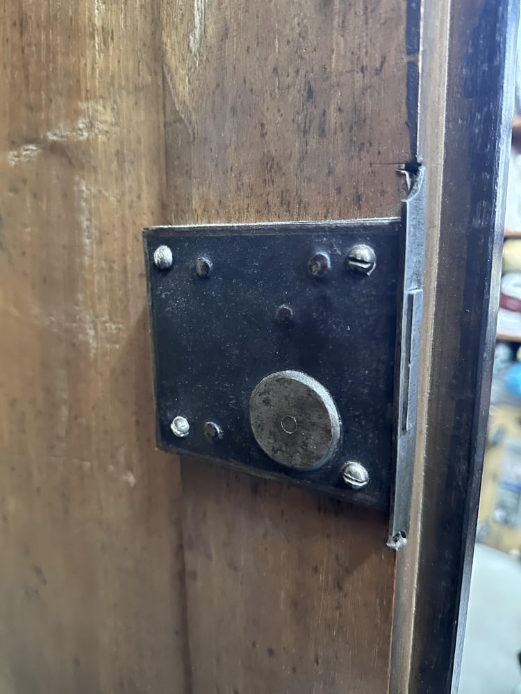 4-Door Wardrobe in Walnut, 1700s - 12