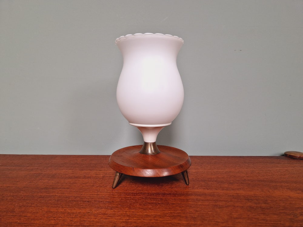 Opaline Glass Tripoid Table Lamp, 1960s - 3