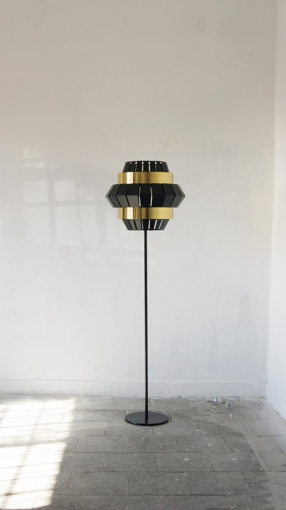Comb Floor Lamp from Utu Soulful Lighting, 1990s - 5