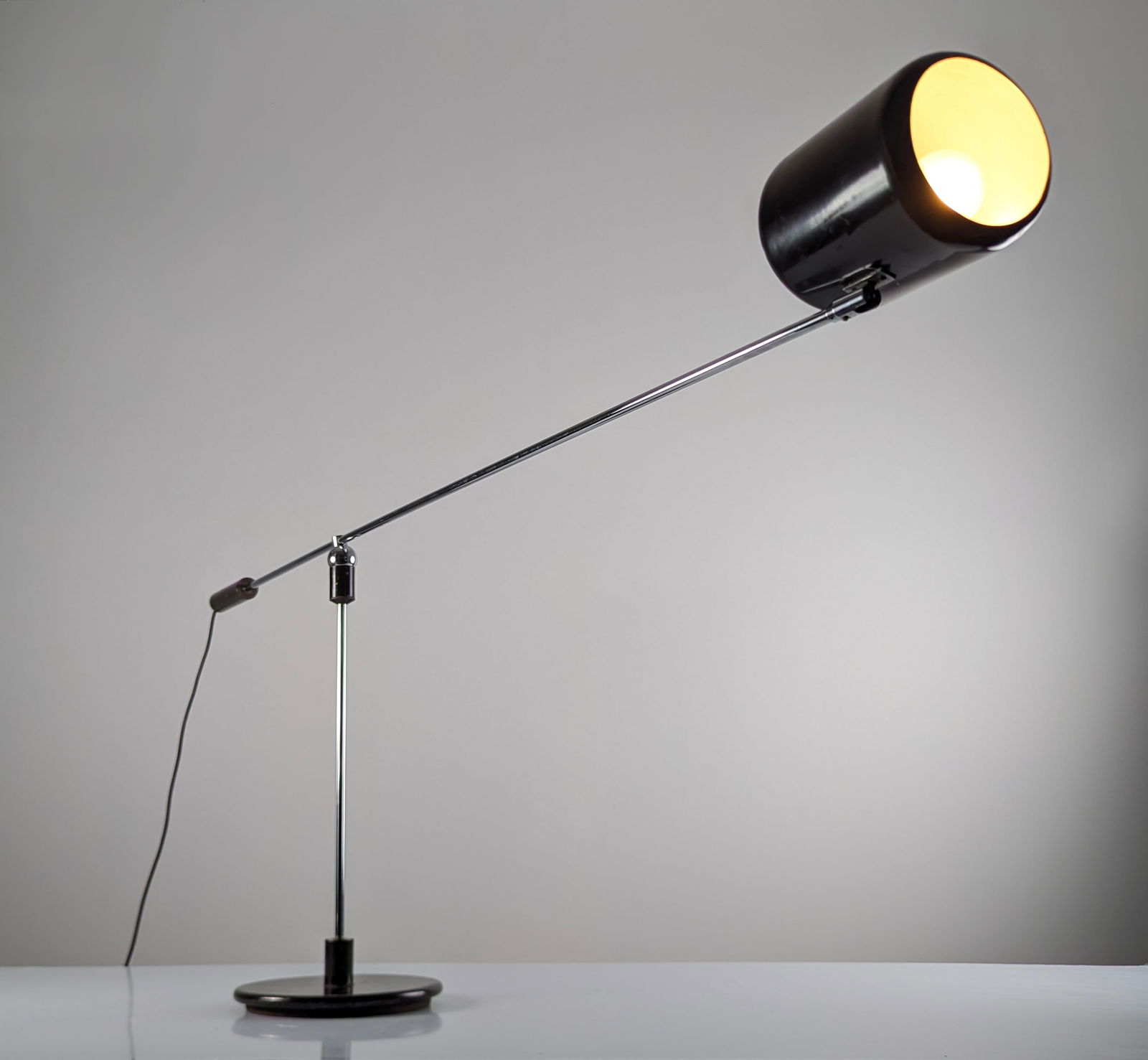 Magneto Floor Lamp from H. Fillekes, 1950s - 15