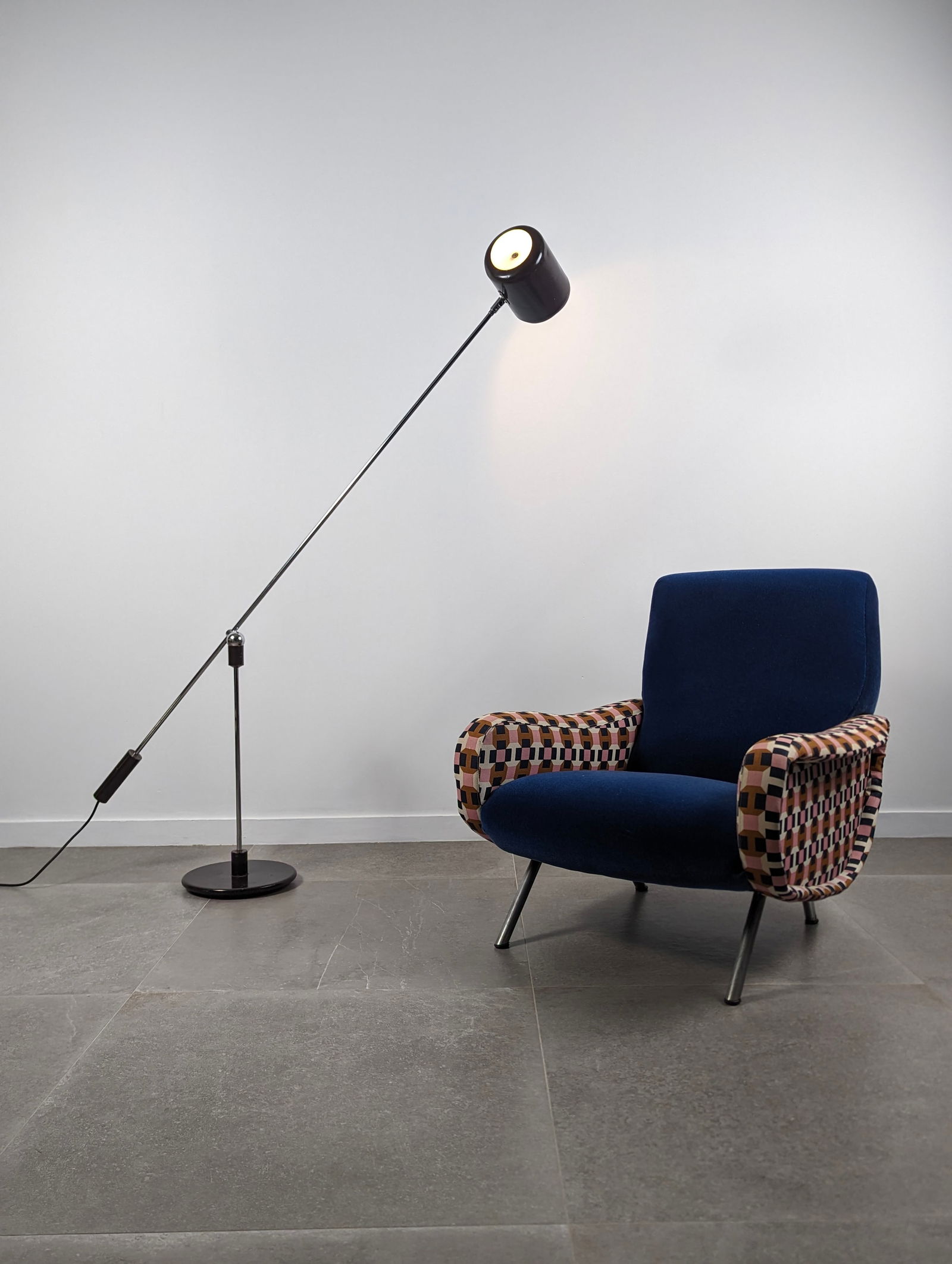 Magneto Floor Lamp from H. Fillekes, 1950s - 2