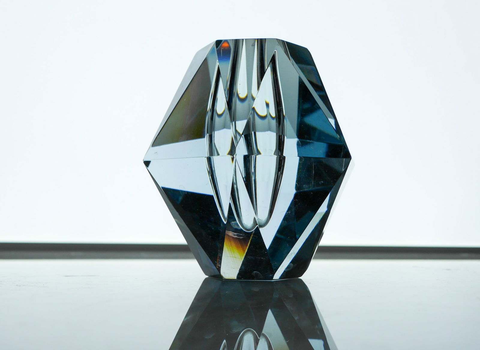 Dimond-Shaped Crystal Vase from Strömbergshyttan - 3