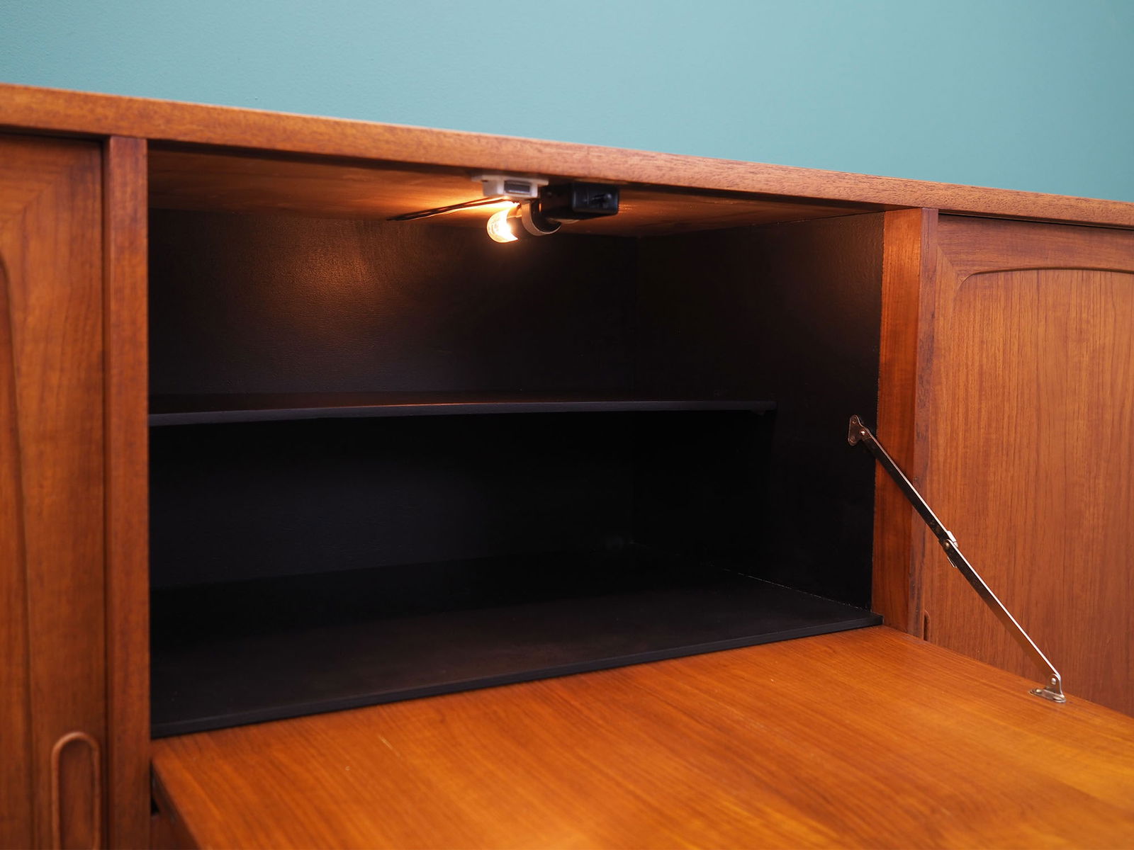 Vintage Danish Teak Highboard, 1960s - 9