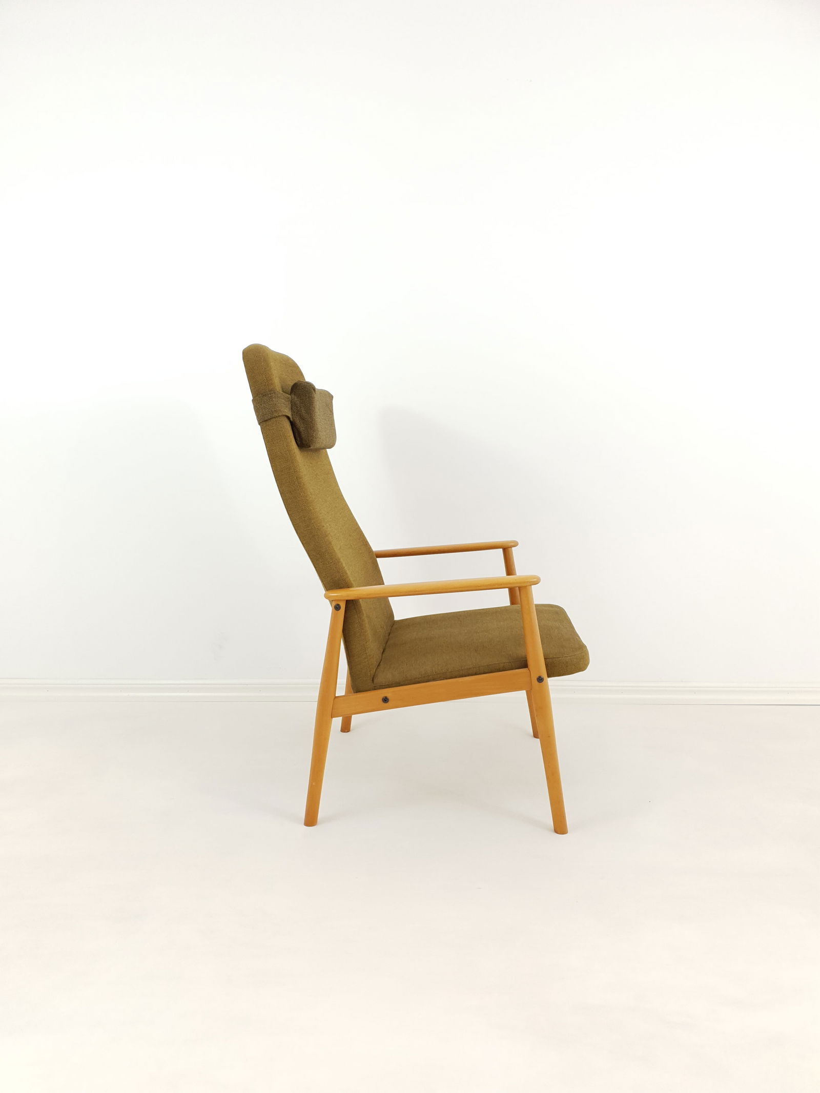 Vintage Scandinavian Beech Armchair, 1970s - 2