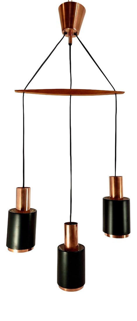 Tunika Pendant Light for Fog & Mørup, 1960s: “Tunika” pendant lamp designed by Johannes Hammerborg for Fog & Mørup, Denmark in the 1960s. This sculptural three-light fixture features Hammerborg’s signature blend of sle