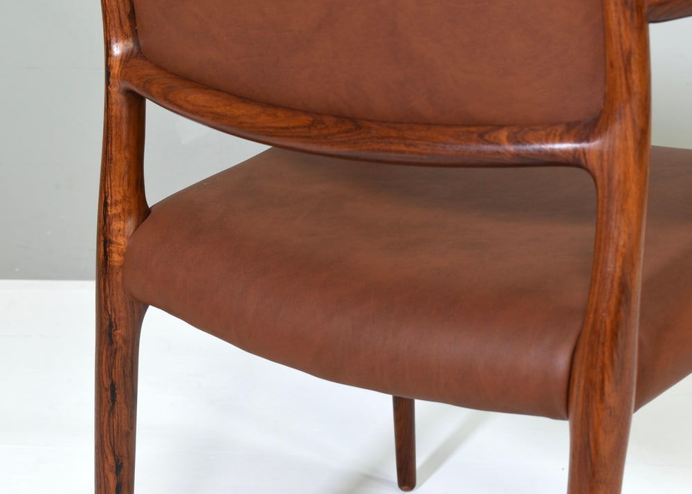 Set of Model 65 Dining Chairs for J.L. Møllers - 13