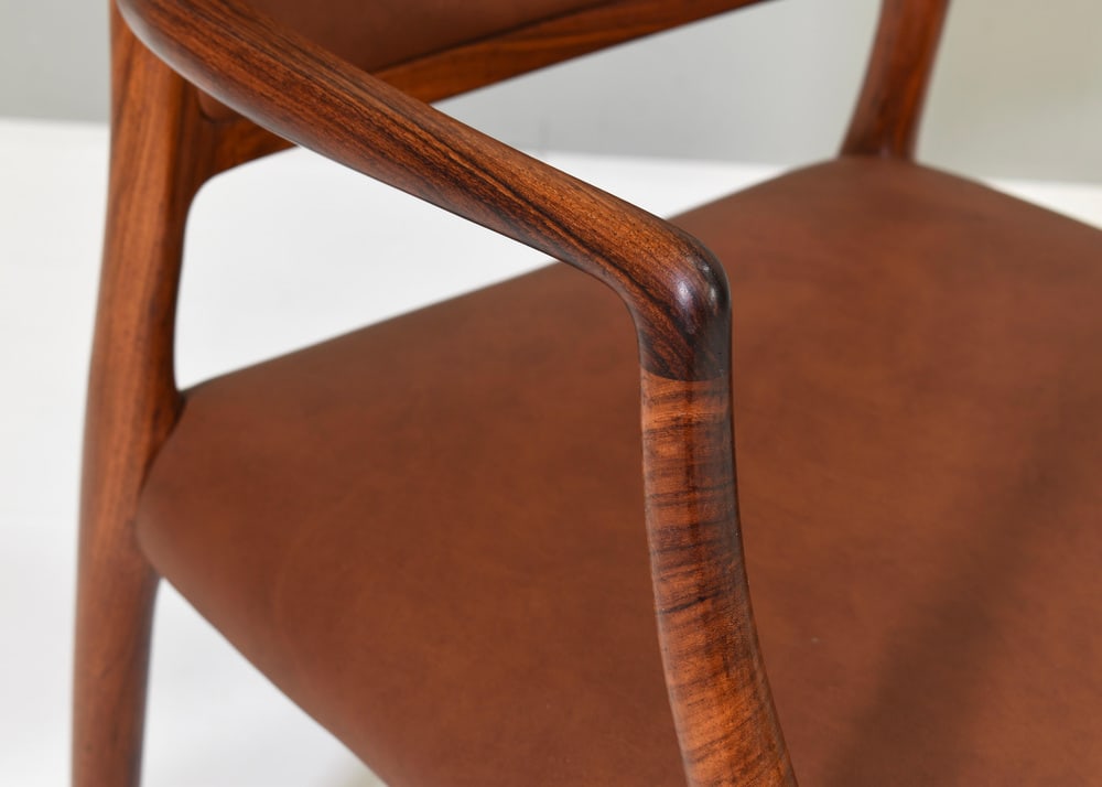 Set of Model 65 Dining Chairs for J.L. Møllers - 8