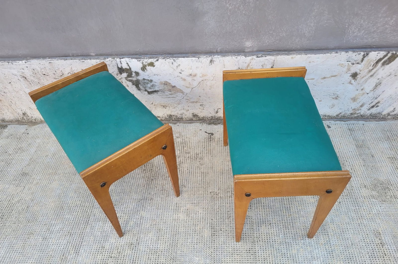 Stools in the style of Ico Parisi, 1950s, Set of 2 - 3