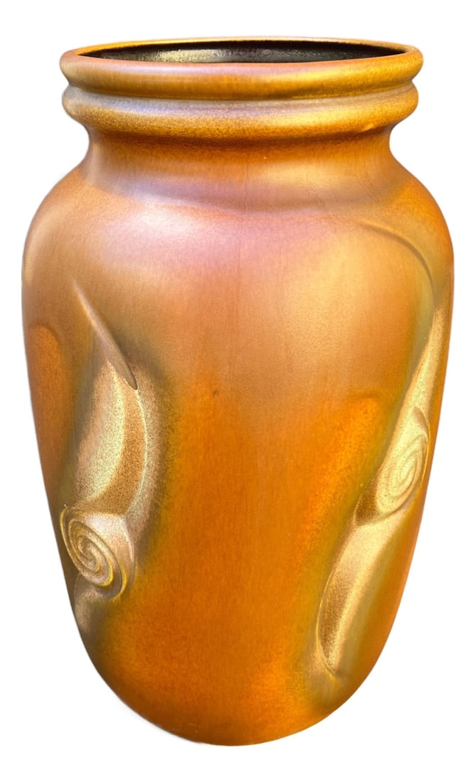 Large Bay Floor Vase in Brown Ceramic, 1960s: Large Vintage Bay Model 720-45 Floor Vase in Brown Ceramic with Relief Pattern, West Germany, 1960sThis impressive large BAY floor vase made of brown ceramic dates from the 1960s to 1970s and