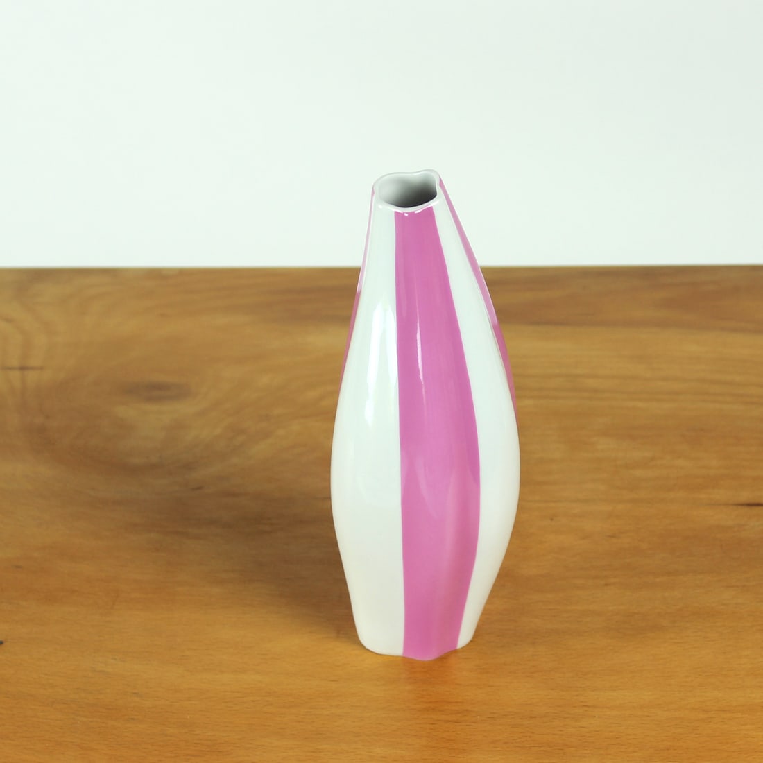 Pink & White Porcelaine Vase from Royal Dux, 1960s - 2