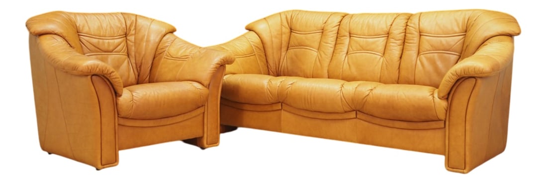 Danish Living Room Set of 2 for Skalma Møbelfabrik: The living room set was made in the 1970s. It was produced by the well-known Danish manufactory Skalma Møbelfabrik.The sofa is preserved in its original leather. In our opinion, it is preserved i