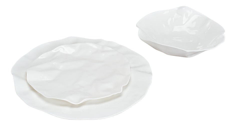 Adelaide X Plates by Xie Dong for Driade, Set of 3: Continuation of three Adelaide X model dishes created by Xie Dong, in very fine porcelain representing a sheet of crumpled paper.Each piece is produced by hand and therefore unique.Signature on the