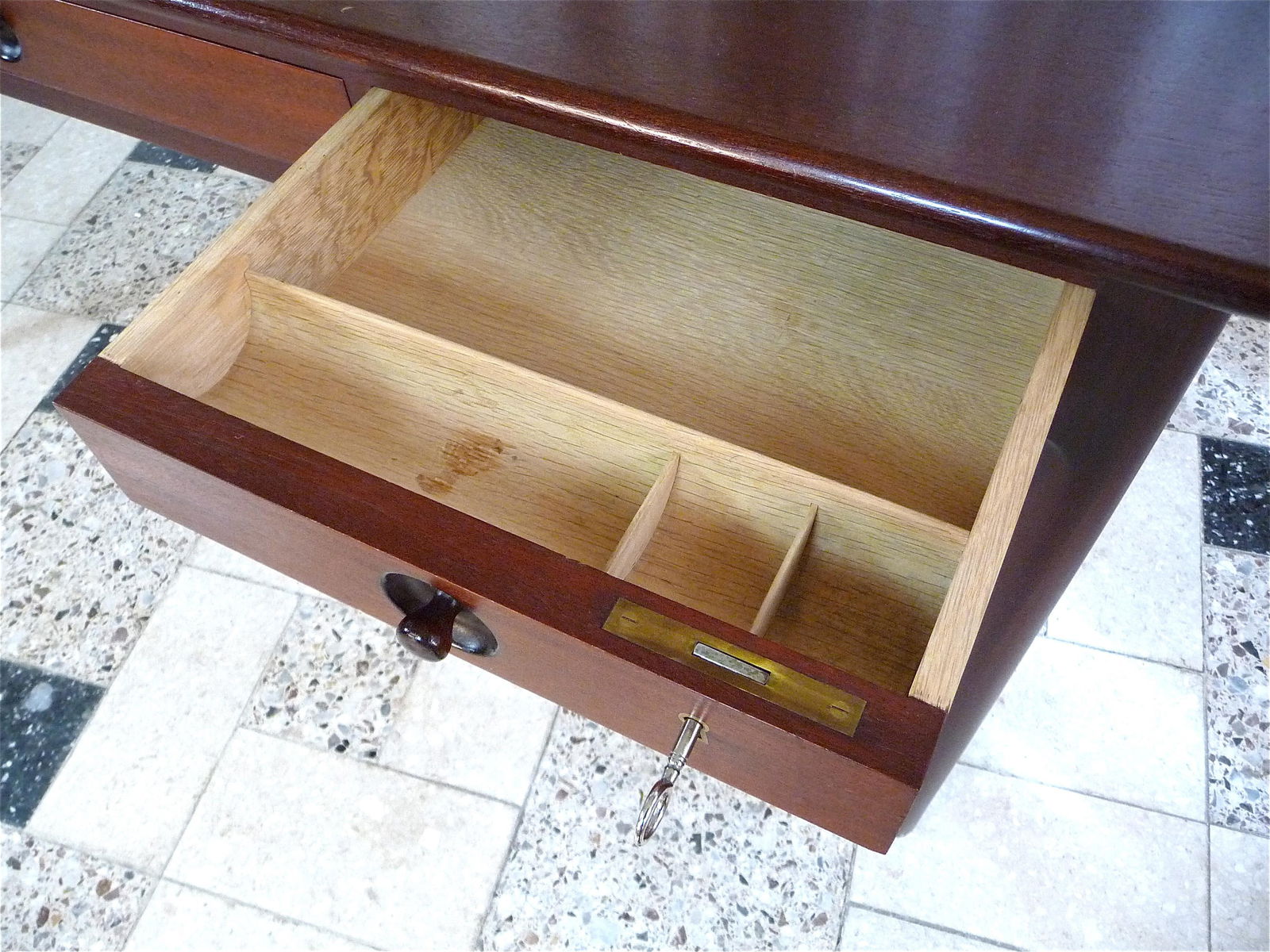 Mahogany Desk by Hans J. Wegner for PP Møbler - 12