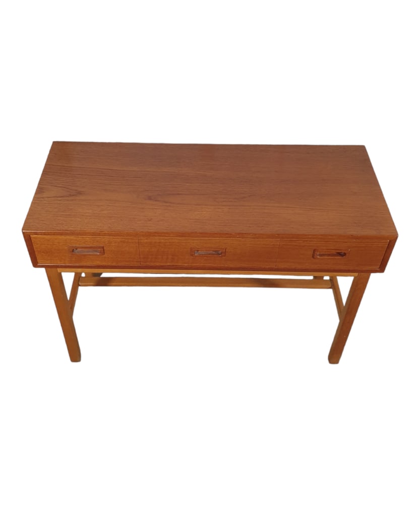 Small Cabinet with 3 Drawers - 4