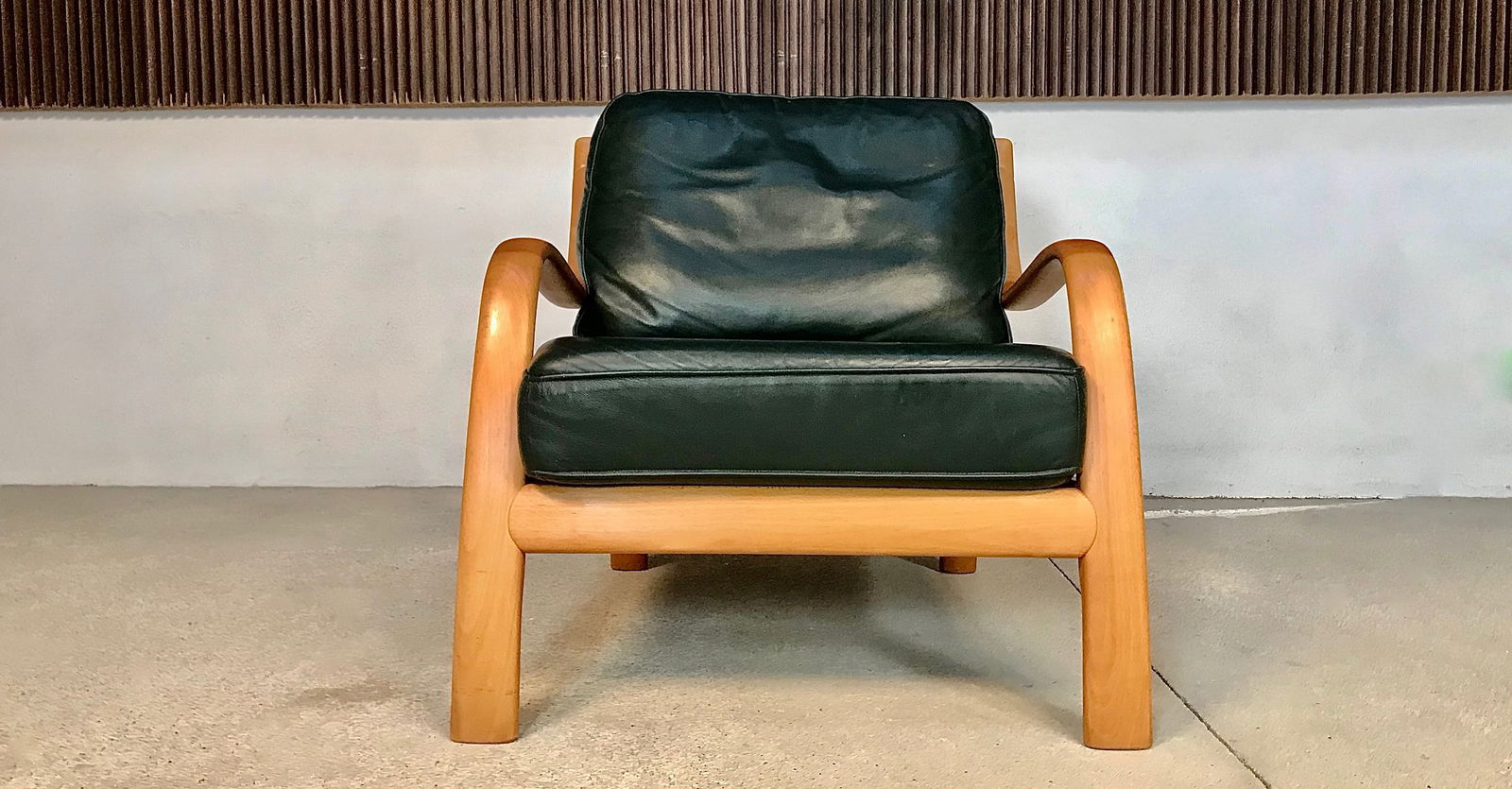 Bentwood & Leather Lounge Chair from Komfort - 7
