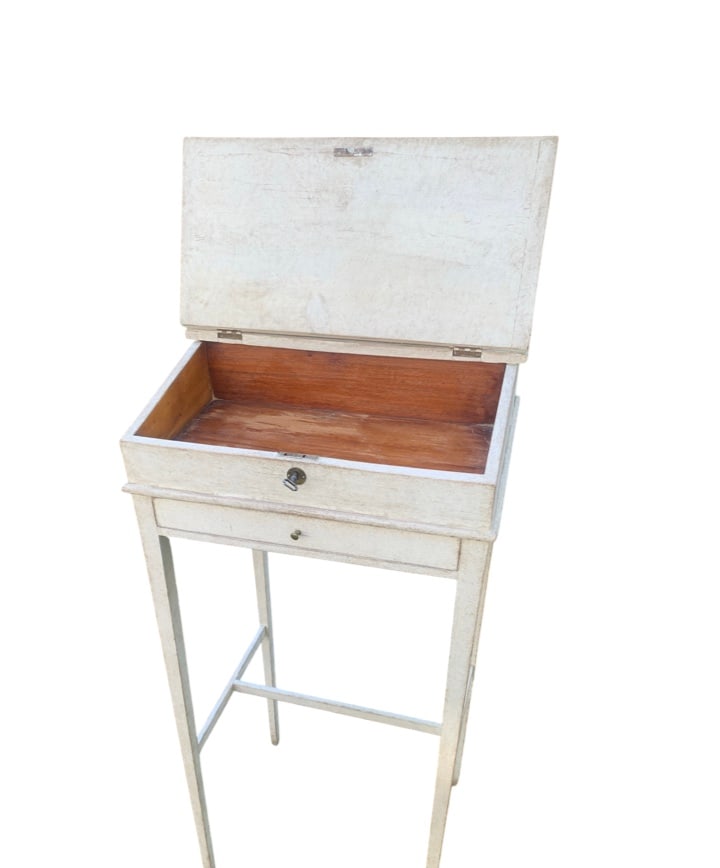 Antique Reader Stand in Mahogany - 3