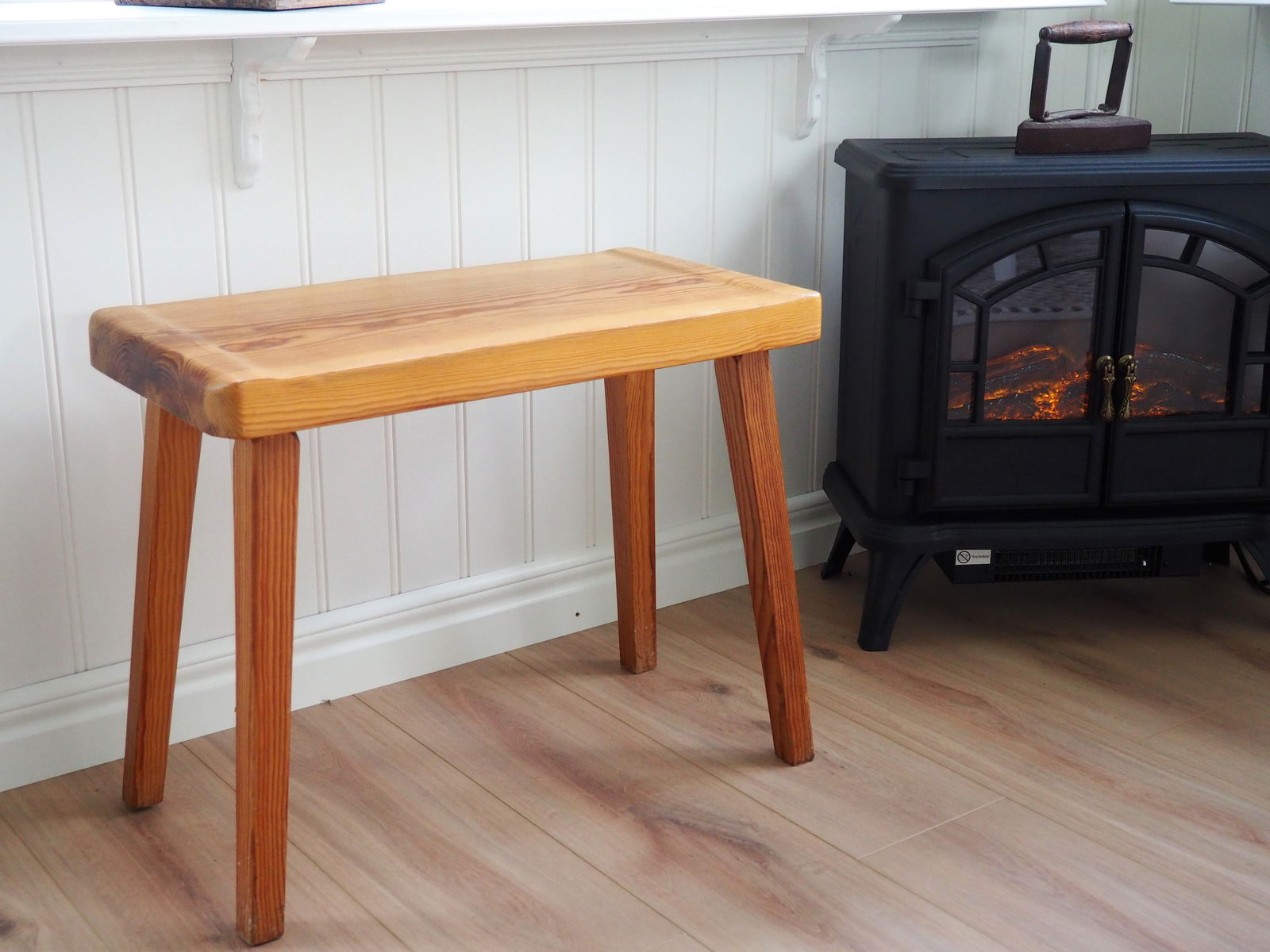 Vintage Scandinavian Pine Stool, 1970s - 2