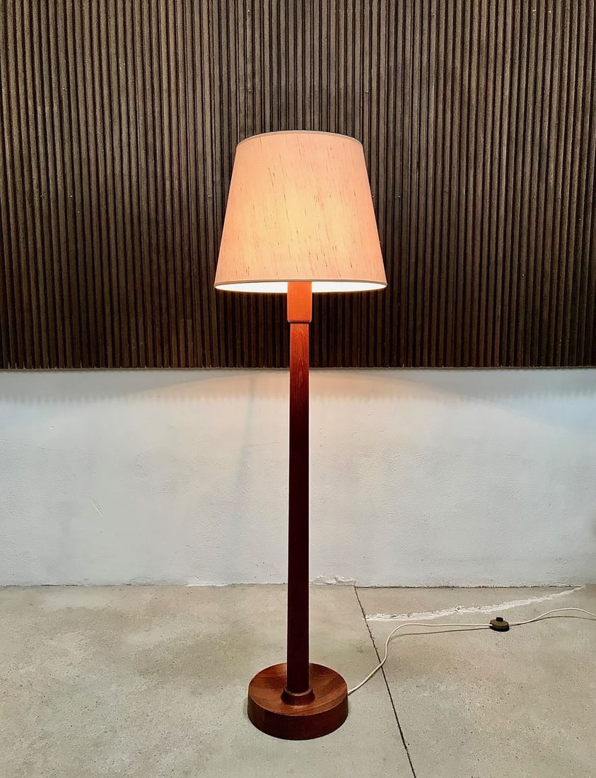 Danish Floor Lamp with Wild Silk Lampshade, 1960s - 11