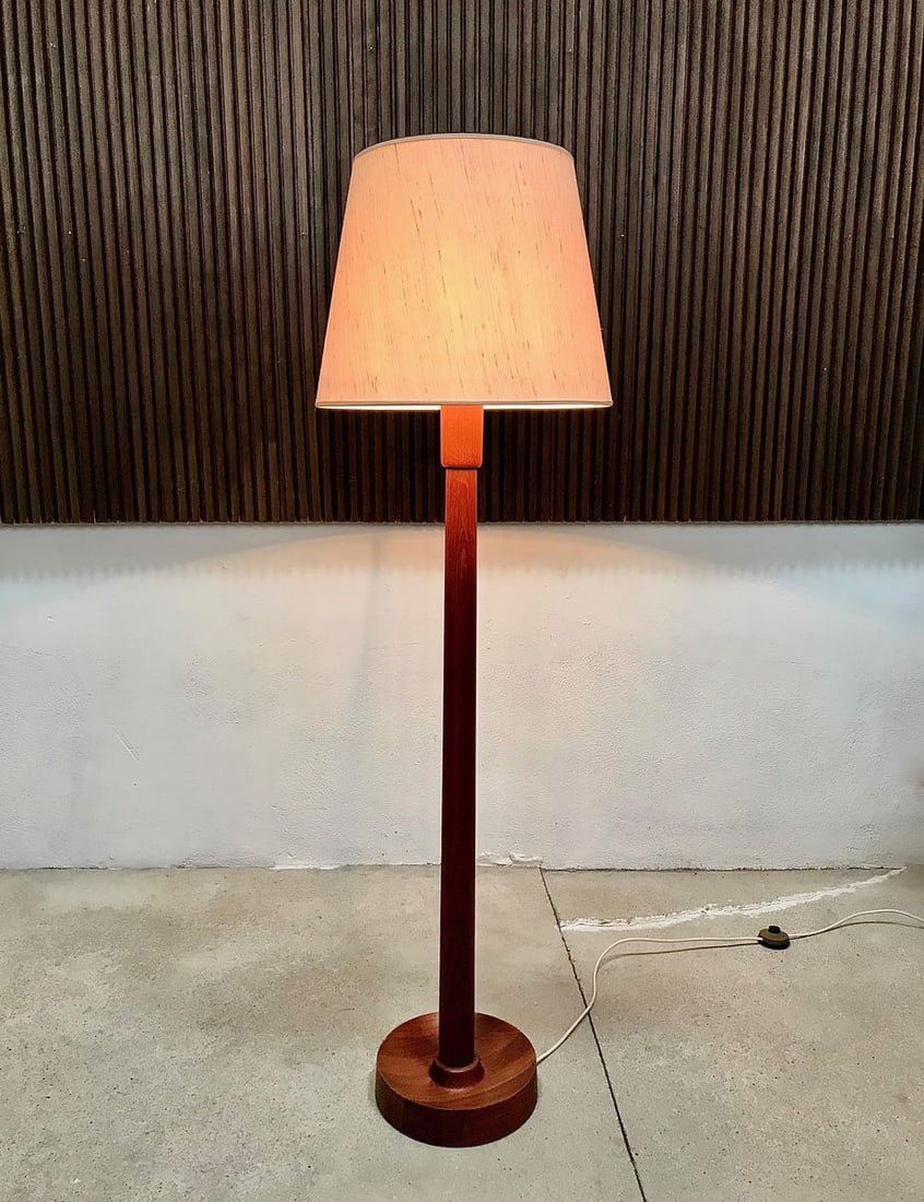 Danish Floor Lamp with Wild Silk Lampshade, 1960s - 8
