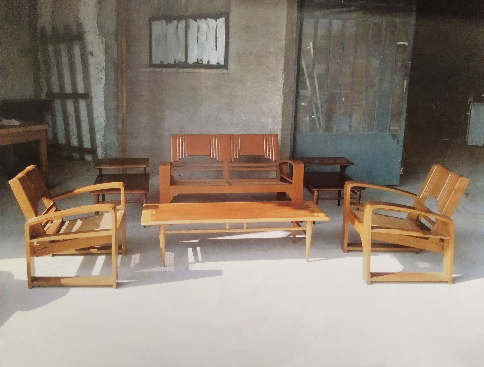 Chestnut & Vienna Straw Living Room Set, Set of 3 - 4