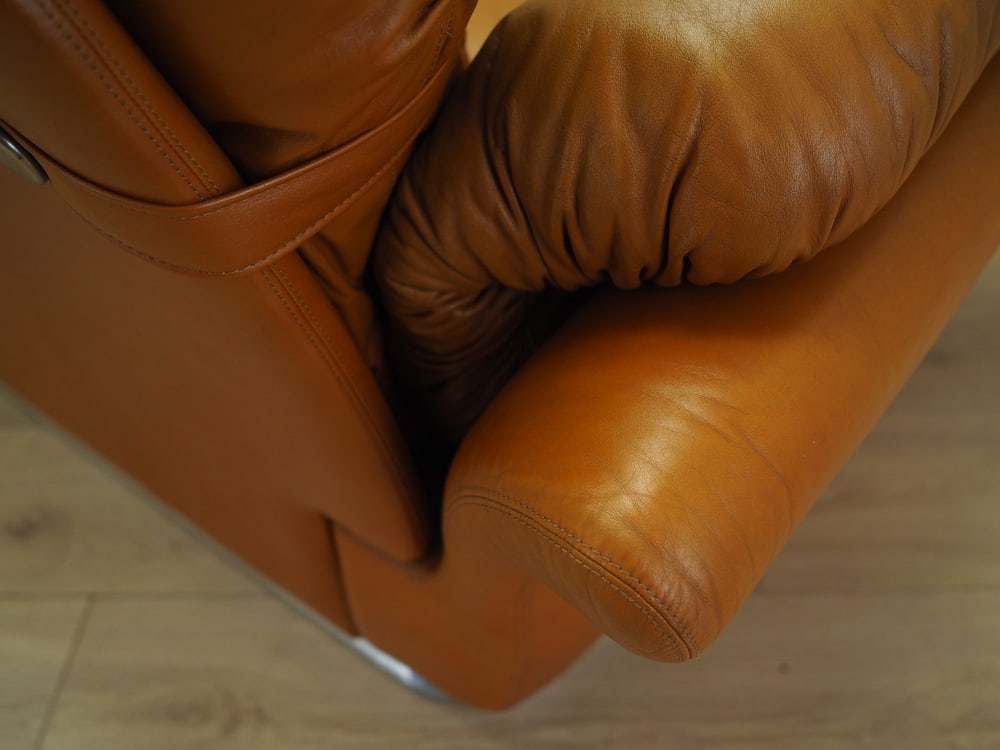 Space Age Orange Leather Sofa, Italy, 1960s - 19