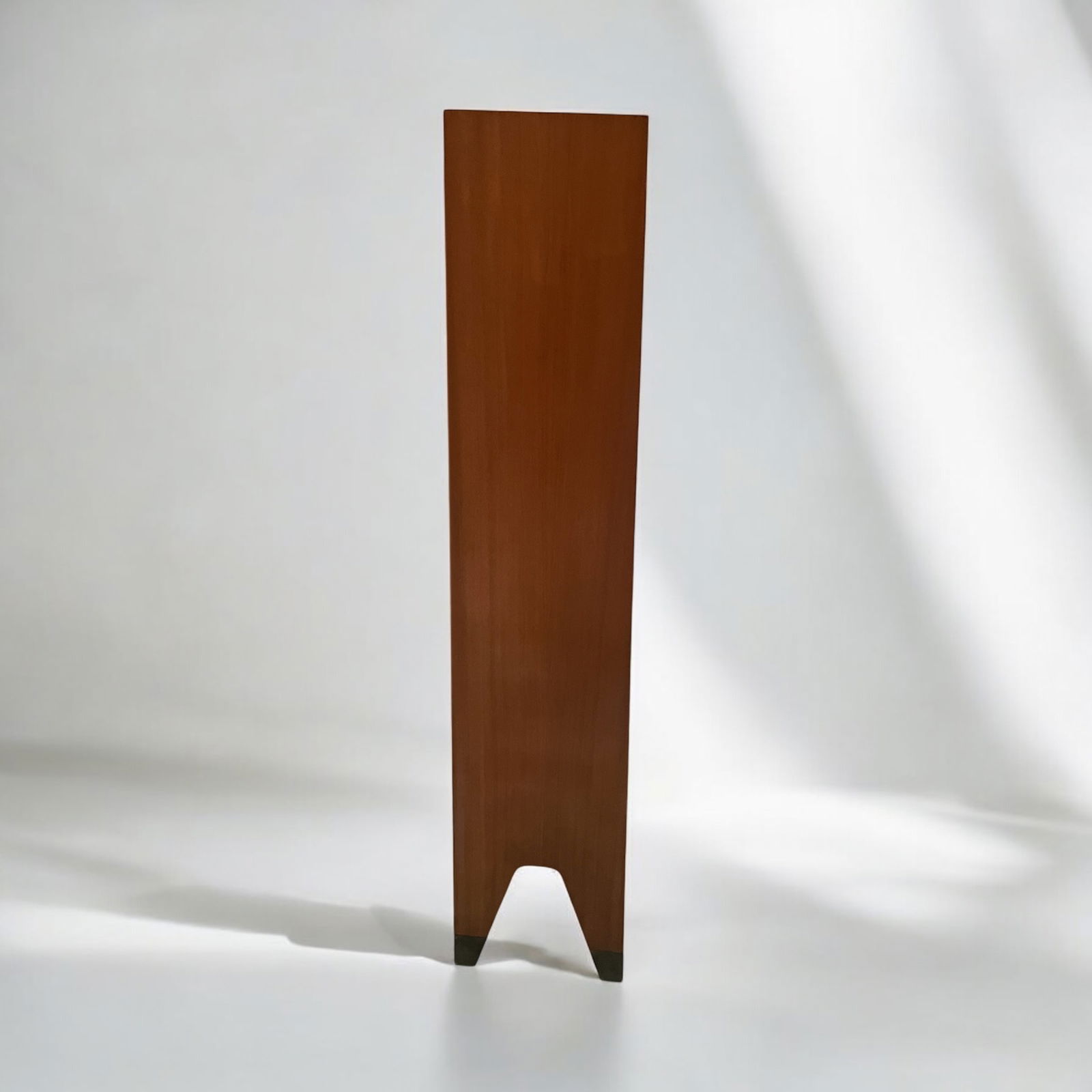 Vintage Tapered Bookcase with Brass Feet, 1950s - 8