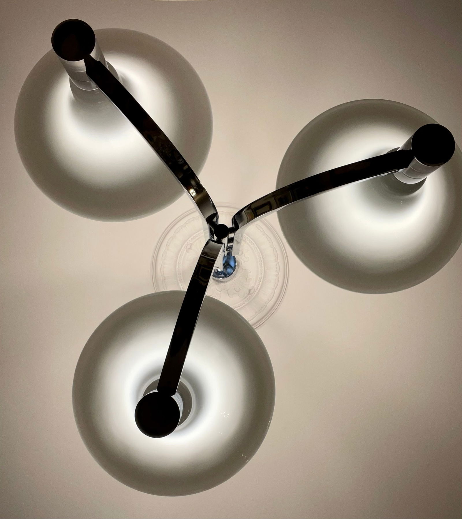 Giant Chandelier by Franco Albini for Sirrah - 7