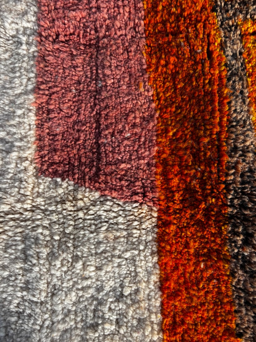 Moroccan Mrirt Beni Ouarain Wool Rug, 1990 - 9