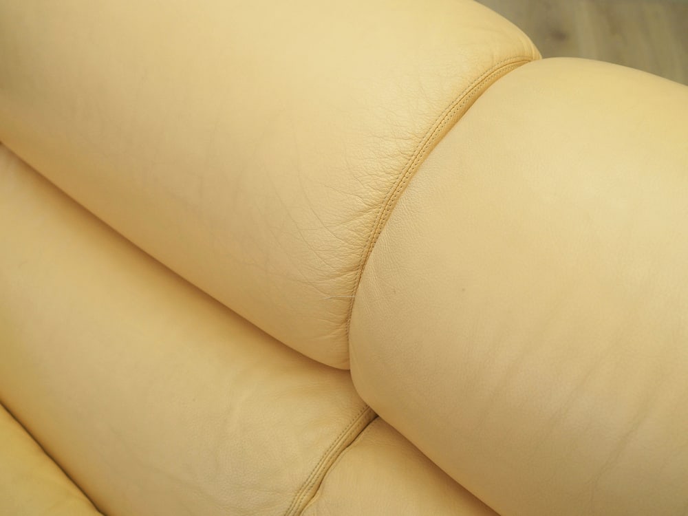 Italian Leather Sofa, 1960s - 15