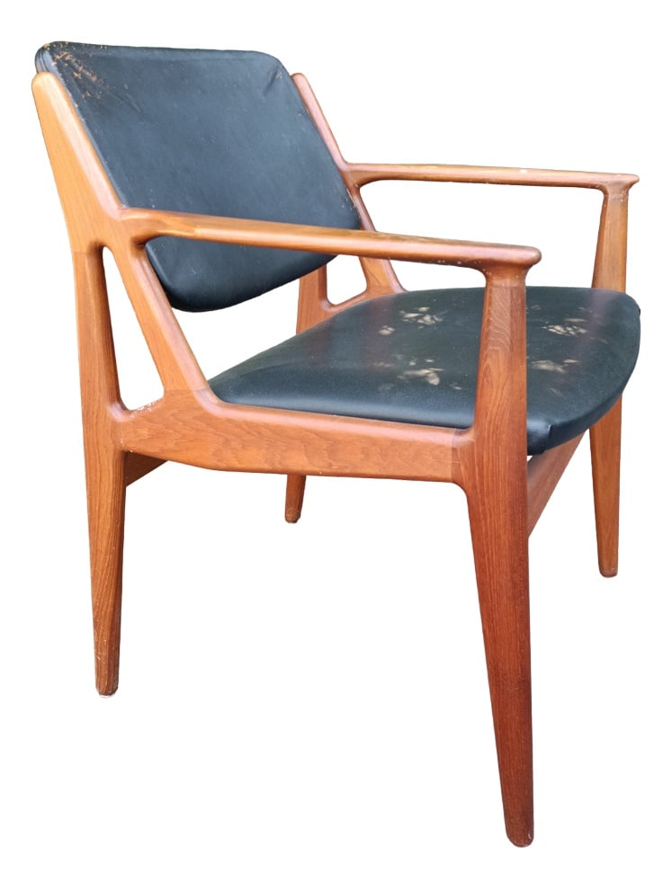 Armchair in Teak by Arne Vodder for Vamo Mobler (1 of 7)