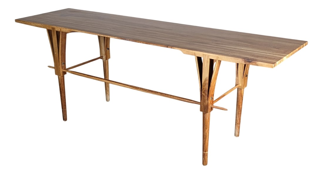 Danish Desk attributed to Sven Ellekaer, 1960s: Exclusive wooden desk attributed to the important Danish designer and architect Sven Ellekaer. Ellekaer's unmistakable design with its V-shaped curved wood and the precise union between pieces show