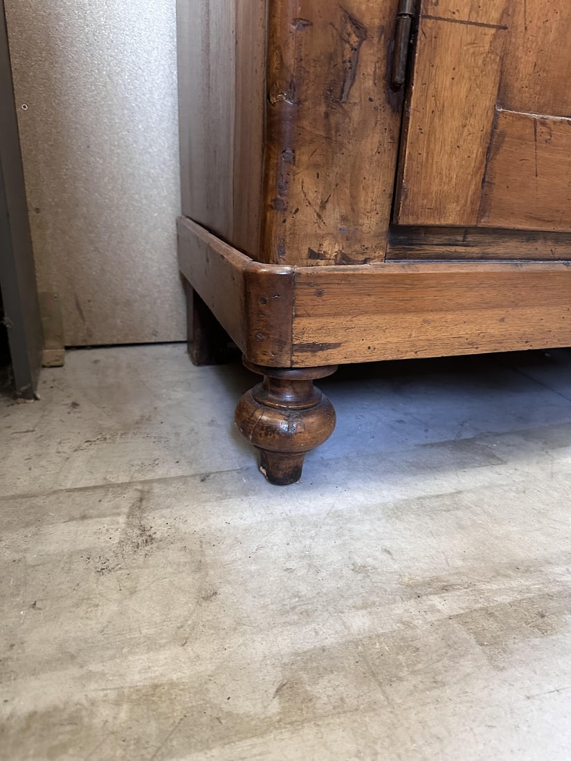 Charles X Wardrobe in Walnut - 12