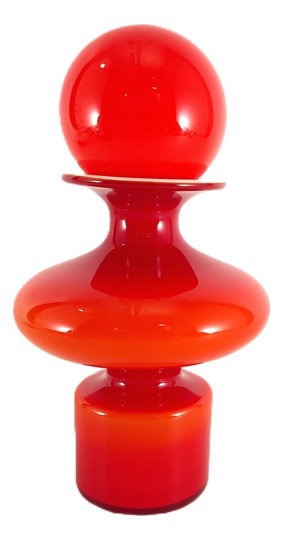 Pop Art Carnaby Vase with Ball Stopper, 1960s: Striking pop art glass vase with ball stopper from the Carnaby series attributed to Per Lütken for Holmegaard in Denmark 1968. The series consists of 15 vases and some of them come with a ball on