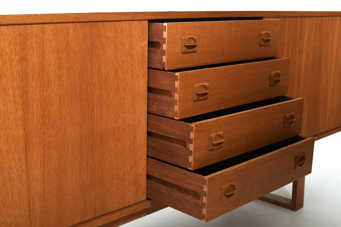 Danish Sled Leg Sideboard in Oak, 1960s. - 9