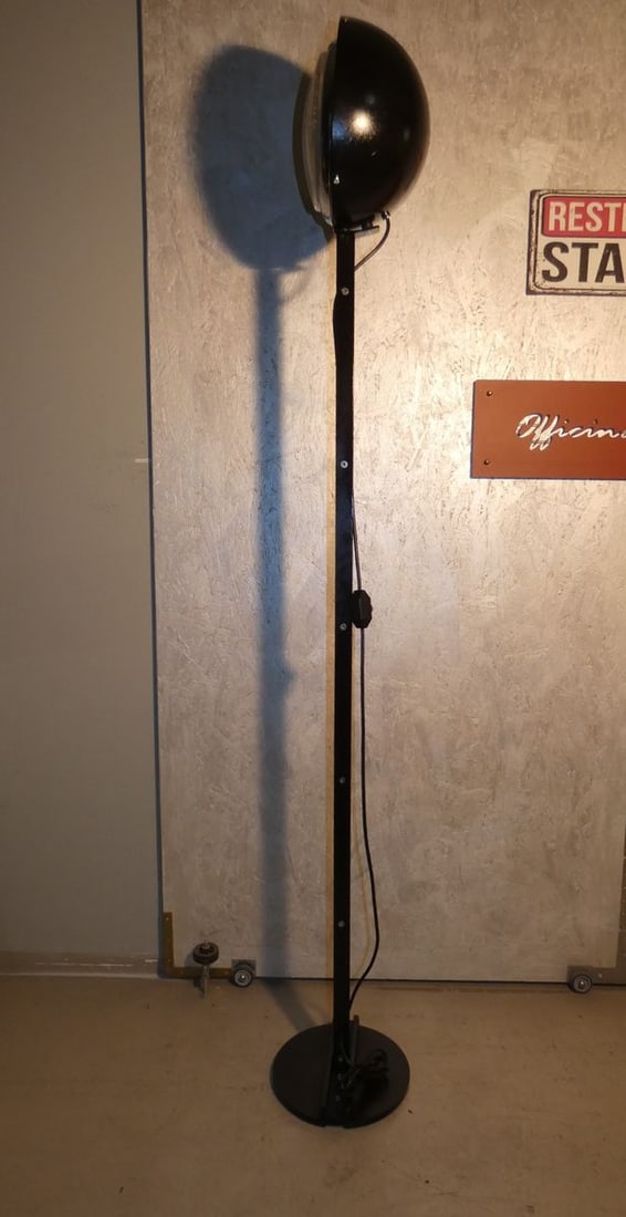 Steel Floor Lamp from Officina di Ricerca, 1970s - 3