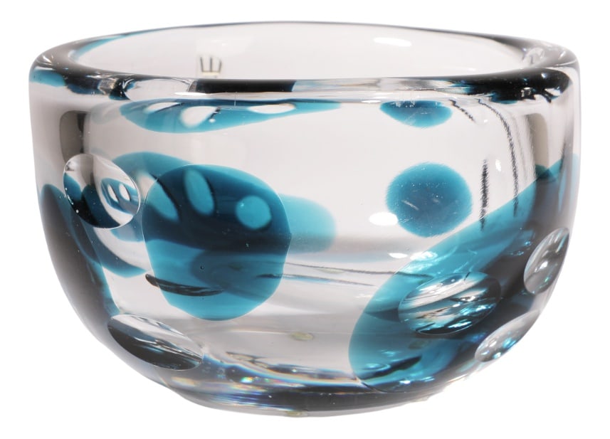 Mid-Century Bowl by Vicke Lindstrand for Kosta: Modern glass bowl designed by Vicke Lindstrand. Produced by Kosta in Sweden. Signed and numbered "Kosta 56693 Lindstrand" Country of Manufacture: Sweden Design Period: 1960 to 1969 Production Period: