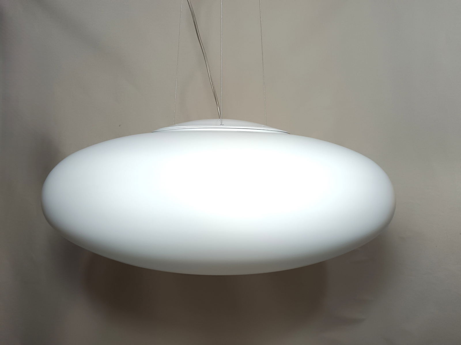 Large Pendant Light in Murano Opaline Glass, 1990s - 12