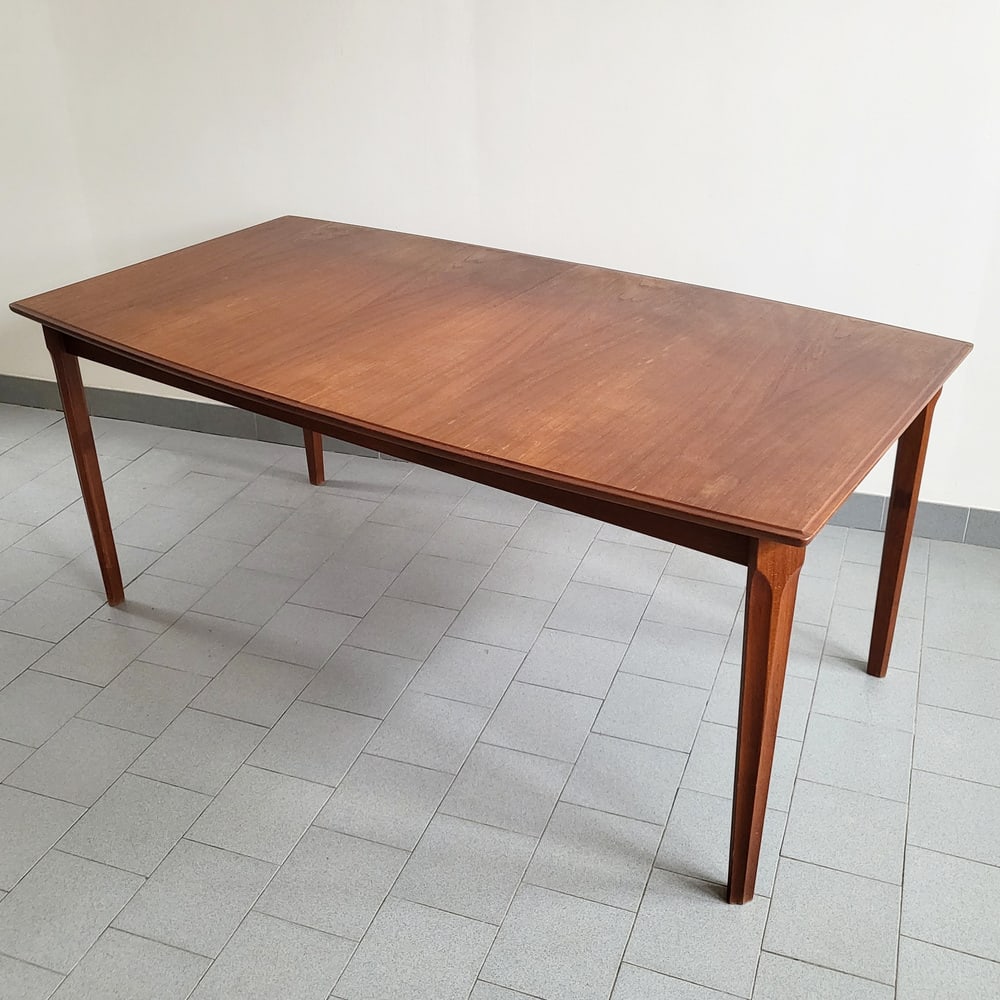 Scandinavian Danish Dining Table in Teak, 1960s - 13