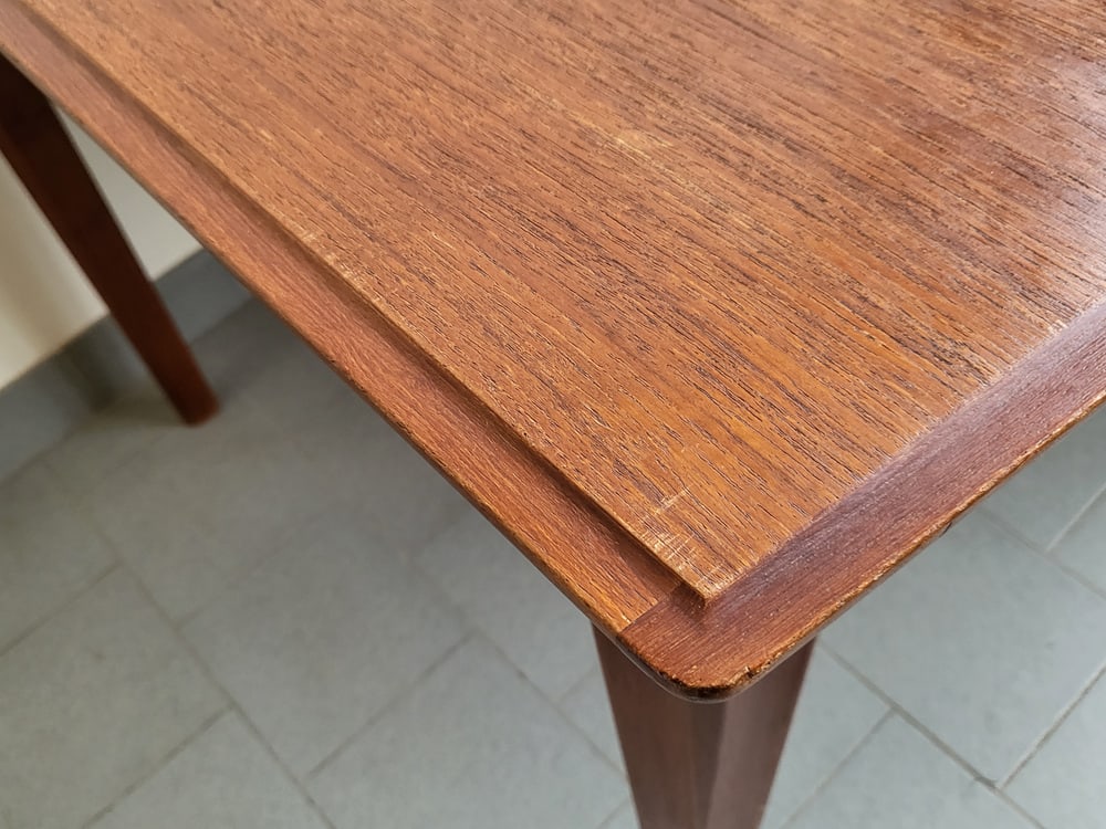 Scandinavian Danish Dining Table in Teak, 1960s - 2