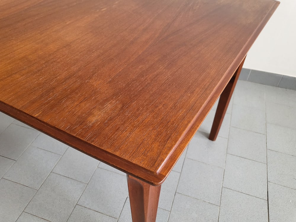 Scandinavian Danish Dining Table in Teak, 1960s - 8